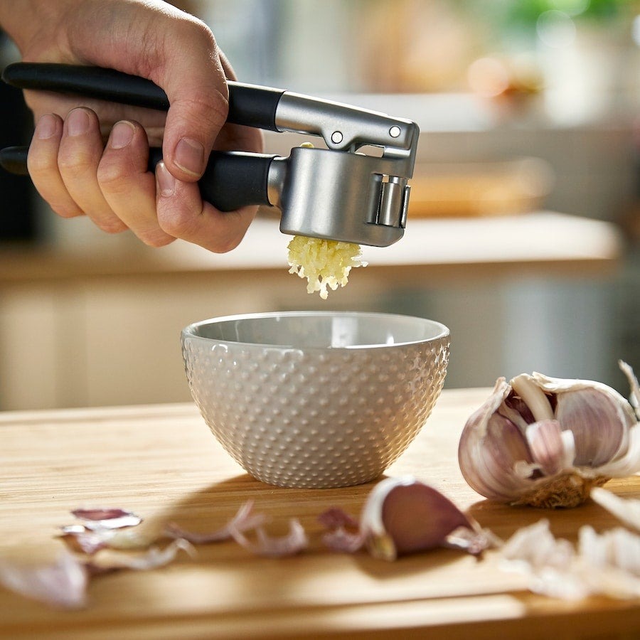 Master the Mince: Unveiling the Innovation of Joseph Joseph Garlic Presses