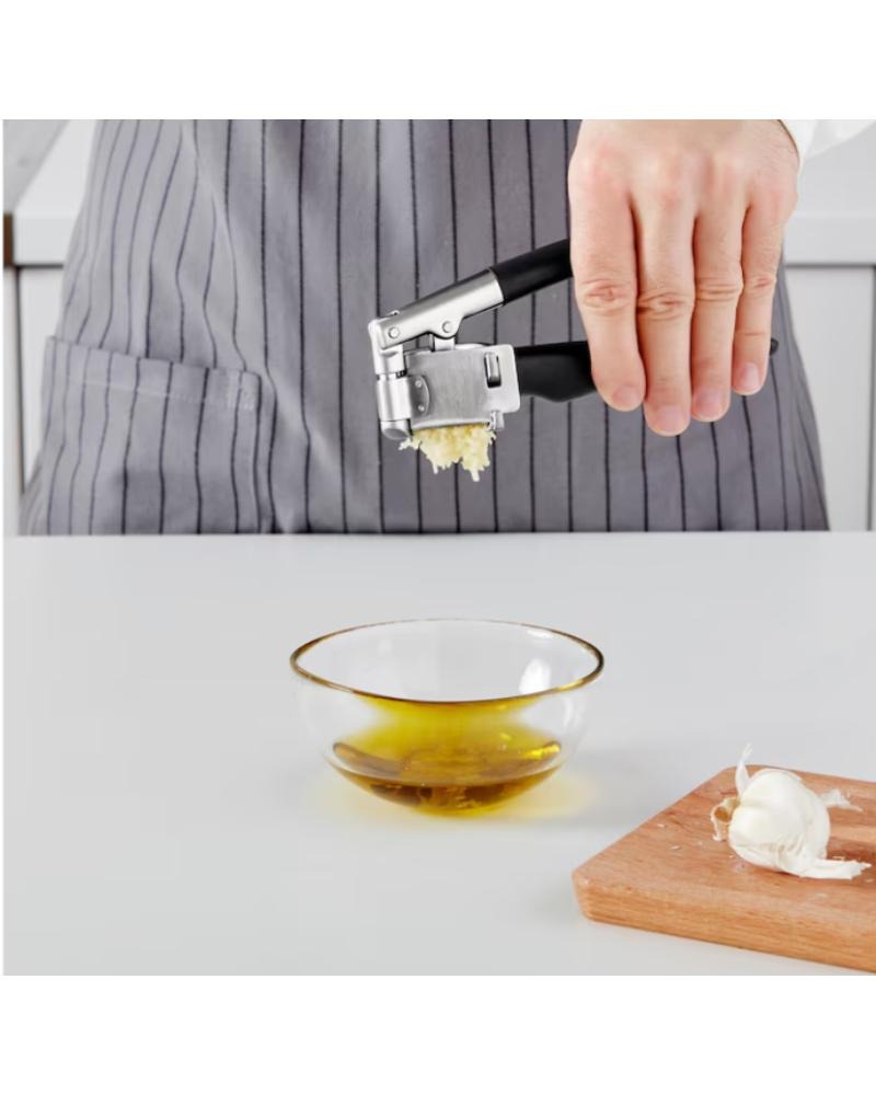 Discover the Top Rated Garlic Press: Your Guide to Effortless Flavor